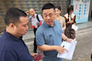 助力创文工作 人大代表在行动