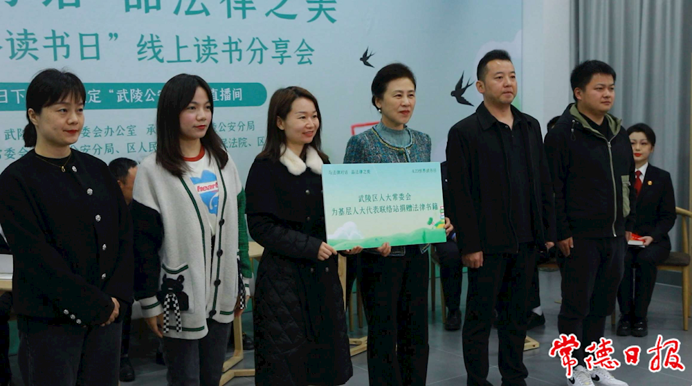 2a4d157aba884942b154dec8a8bd62e8.png